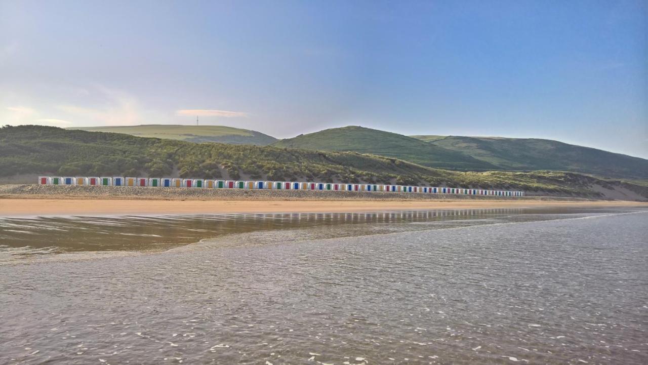 2 Woolacombe West - Luxury Apartment At Byron Woolacombe, Only 4 Minute Walk To Woolacombe Beach! エクステリア 写真